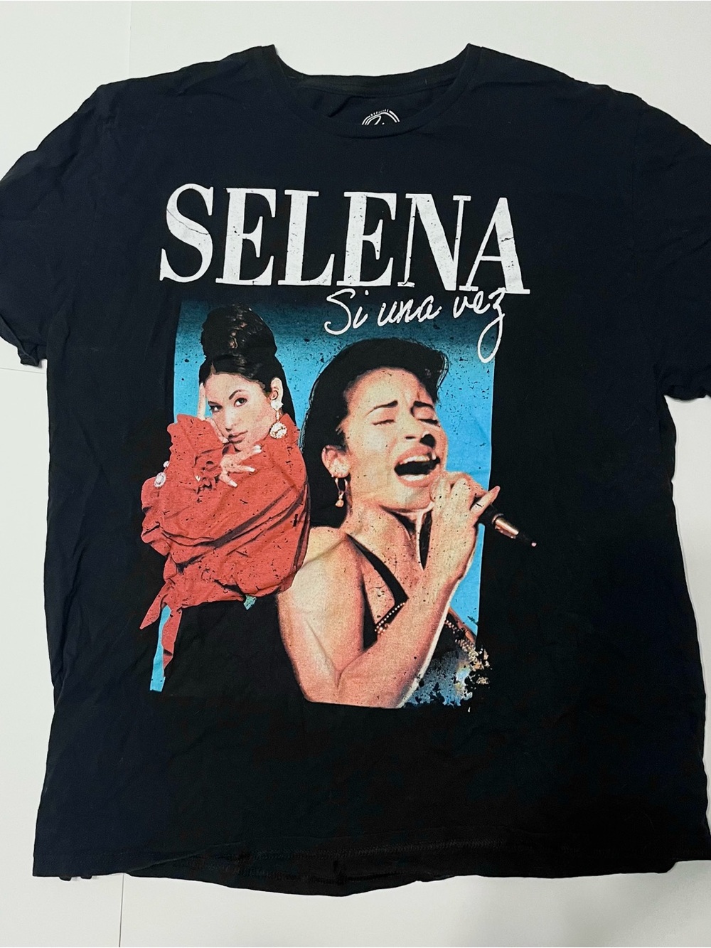 Helena Black Selena 'Si Una Vez' Short Sleeve Graphic Tee
